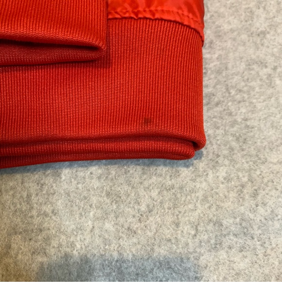 Vintage Wisconsin Badgers Red Oak Sportswear Unisex Large Windbreaker Crewneck - Picture 8 of 9